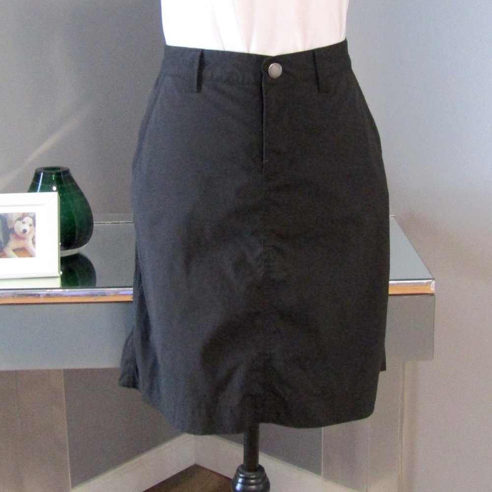 Eddie Bauer Travex Black Skirt Size 4 Nylon